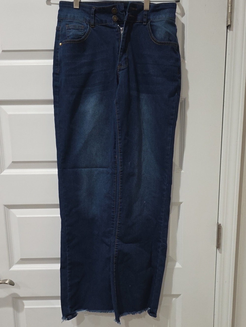 Women’s Wide-Leg Dark Blue Denim Skirt-Style Jeans